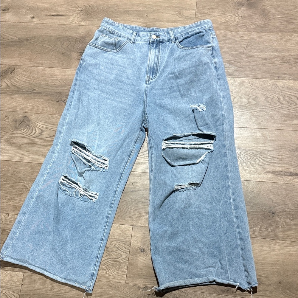 Cider Light Blue Distressed Wide-Leg Jeans